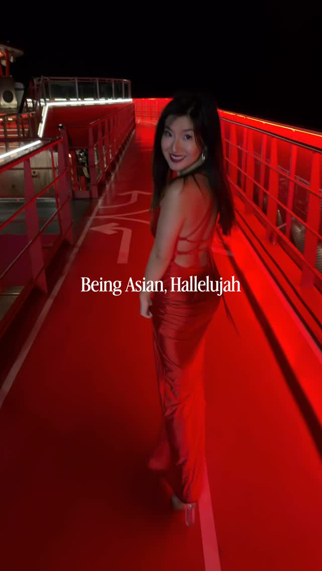 We just keep getting hotter and hotter as we age ☺️ Hallelujah 🙌🏼