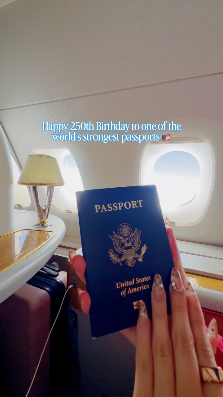 Thankful to have this passport that lets me hop on the next flight to almost any country in the world without having to worry about visas or anything 🙌🏼 Happy 250th Birthday America 🥳