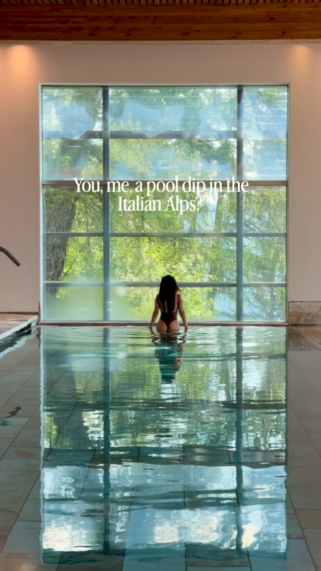 Who wants to go for a dip here? 🤩 these pools are at Vigilius Mountain Resort in Italy, which is nice and secluded surrounded by beautiful trees 🌲 to reach here you have to take a cable car up the mountain, no cars allowed! It’s a total digital detox spot - they even shut off the WiFi every night at 11pm giving you undistracted rest 😴