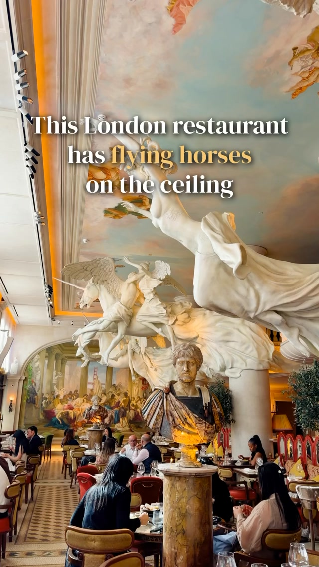 Lunch under flying horses 🏛️✨

Bacchanalia in Mayfair is a full Roman fantasy: marble gods, a painted sky ceiling, a gilded bar, and caviar pasta that’s worth the trip on its own.

📍 Bacchanalia, Berkeley Square, Mayfair
🍝 Order: the caviar pasta
💡 Tip: book a table in the main dining room, under the statues

Save this for your next London trip ✨