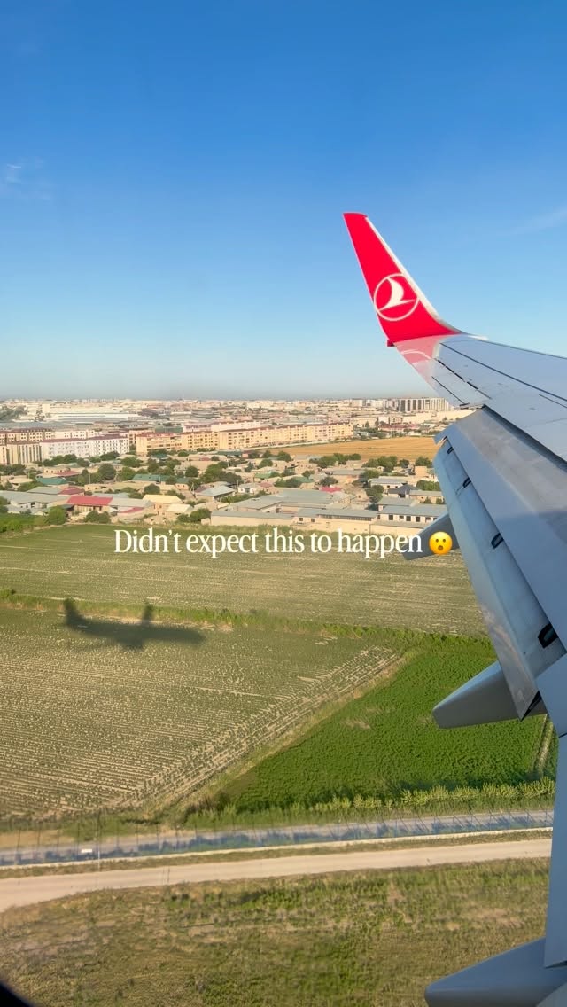 Watching the plane’s shadow during landing was sooo cool! ✈️👀

📍 Turkish Airlines
📍 Istanbul → Bukhara, Uzbekistan 🇺🇿