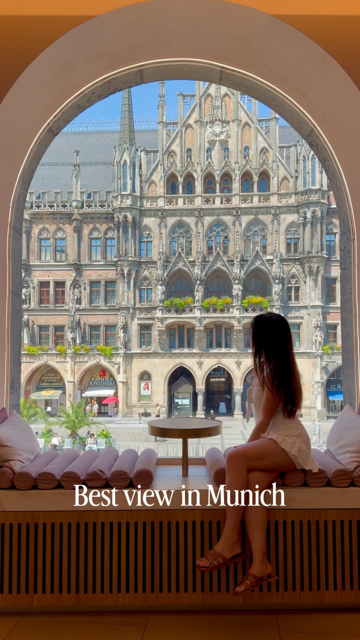 Found a hidden gem with one of the best views in Munich ☕🤩

Hidden above the crowds, the Nespresso Boutique has an upstairs seating area overlooking Marienplatz. It’s the perfect place to take a break, admire the stunning architecture, and watch the city go by.

📍 Nespresso Boutique
🇩🇪 Marienplatz, Munich, Germany

💾 Save this for your Munich itinerary and send it to someone you’d love to visit with.

✨ Follow @traveljeanieous for more hidden gems and unforgettable places around the world 🌎