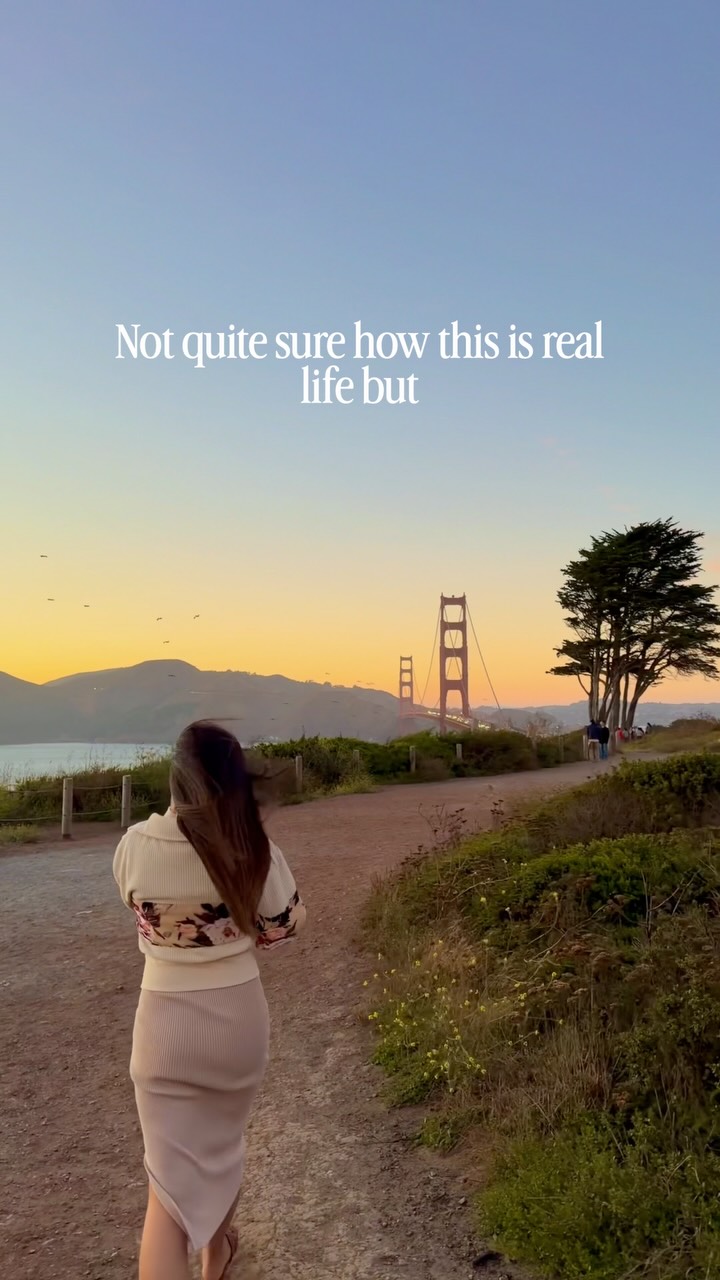 Look at the birds!! There were hundreds of them 😍 best view in the best city 🌉

📍a few mins walk from the Golden Gate Overlook parking